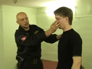 Она футболки на заказ по украине перед