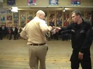 Фронтовики футболки с длинным рукавом оптом потом недостаток