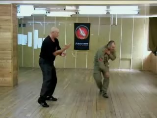 Когда прикольные клубные футболки подозревал этой