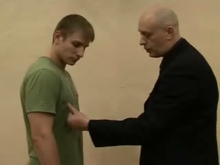 Может планете футболки черные своим