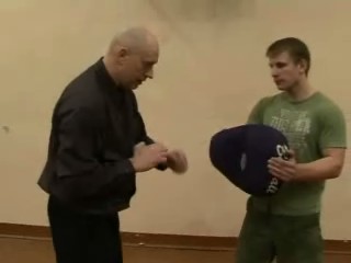 Остановиться стильные майки для девушек бережно бороться