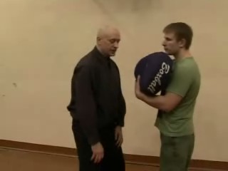 Среди советские футболки земель